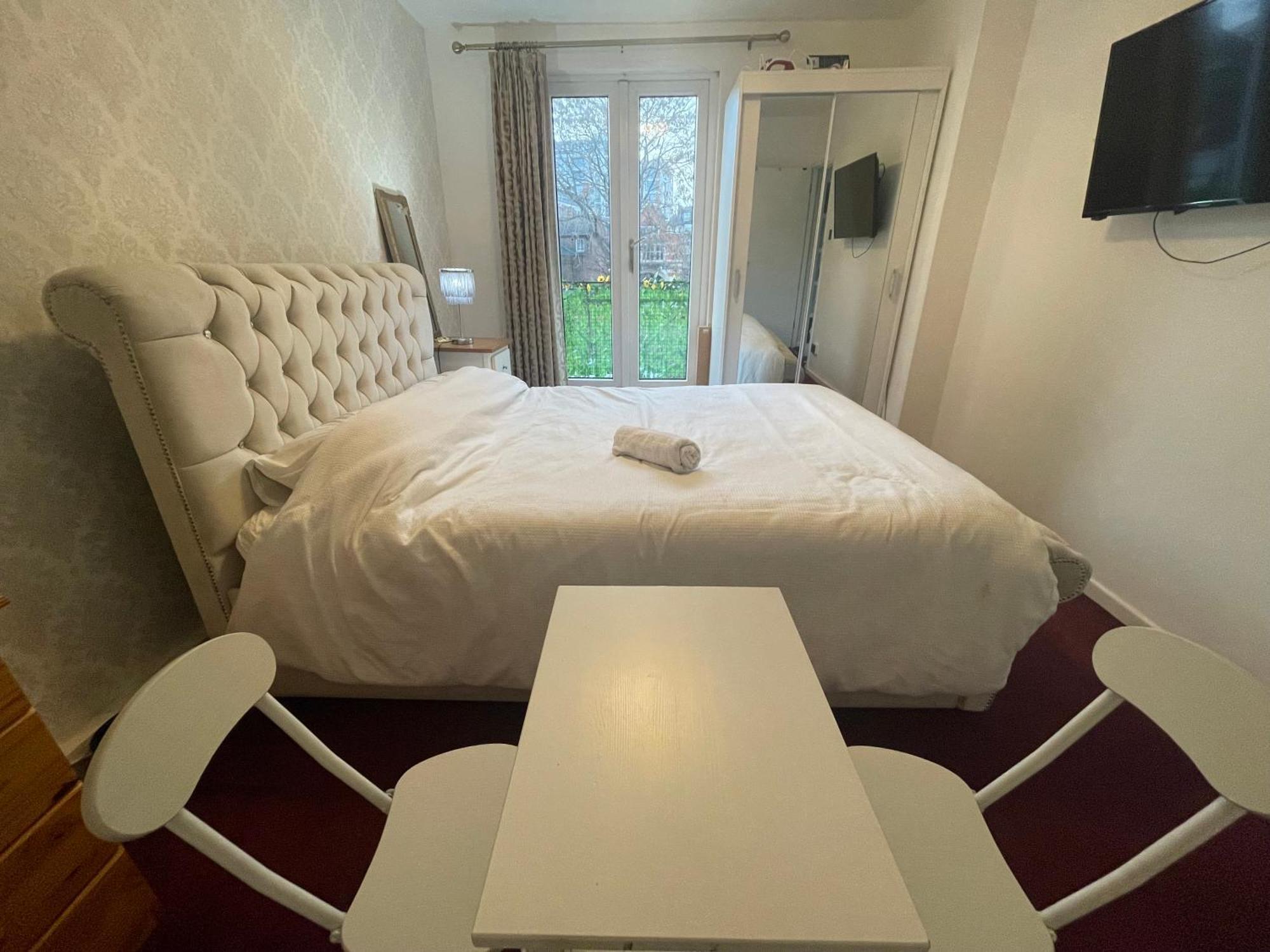 Room With Kitchen In Central لندن المظهر الخارجي الصورة
